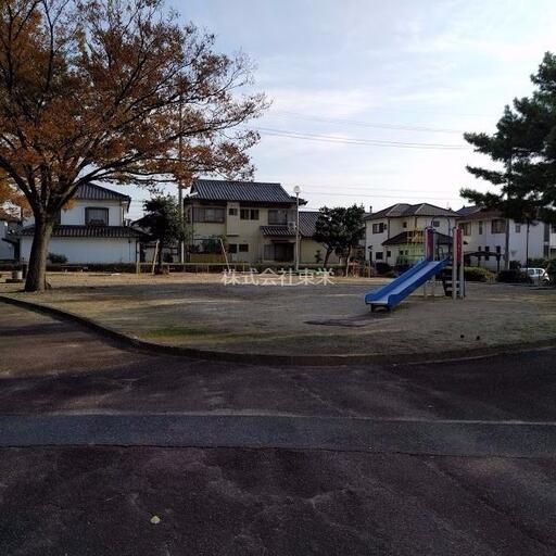 日進公園 ちょっと外に出かけたいといった場合にスグ近くの日進公園にお立ち寄りいただけます。