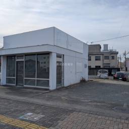 野田町S店舗 碧南中央駅徒歩4分、視認性のよい角地です。